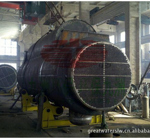 Tube and shell heat exchanger